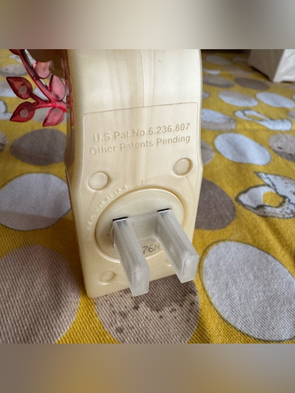 Bath & Body Works Fall Tree Wallflower wall diffuser - Picture 16 of 16